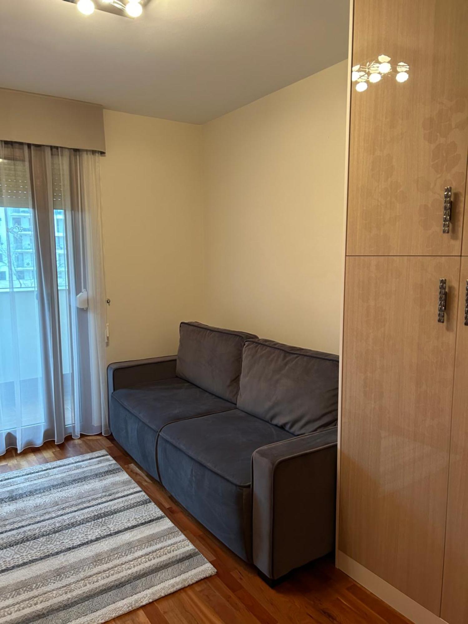 Danube Terrace Elegant With 2 Bedroom With Free Air Conditioner And Private Parking Budapest Eksteriør billede